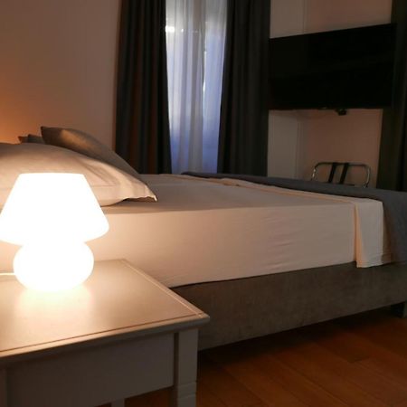 Tri Lava Luxury Living Ξενοδοχείο Σπλιτ Εξωτερικό φωτογραφία