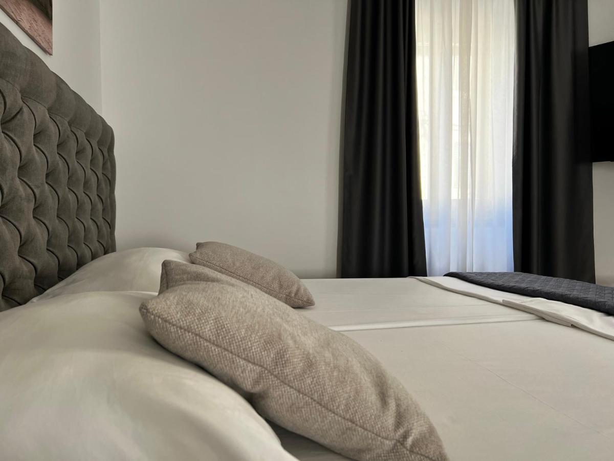 Tri Lava Luxury Living Ξενοδοχείο Σπλιτ Εξωτερικό φωτογραφία