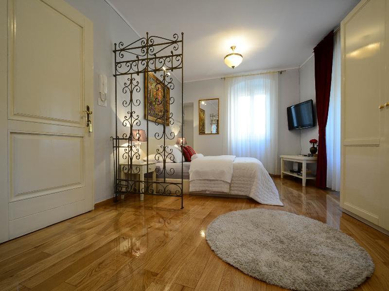 Tri Lava Luxury Living Ξενοδοχείο Σπλιτ Εξωτερικό φωτογραφία