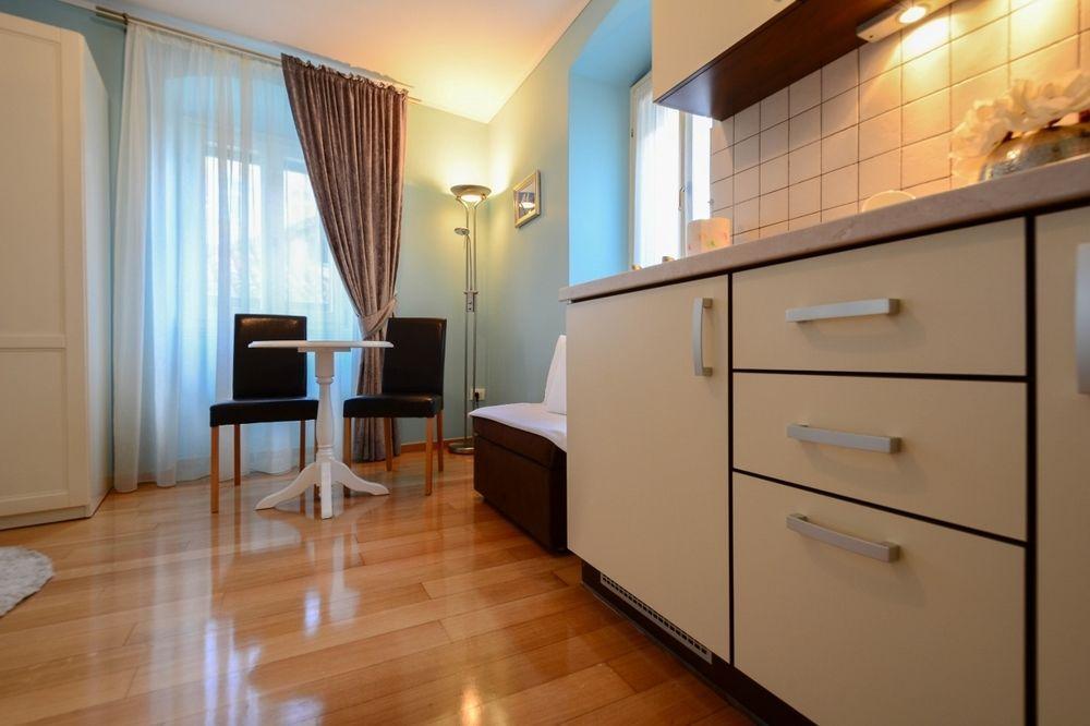 Tri Lava Luxury Living Ξενοδοχείο Σπλιτ Εξωτερικό φωτογραφία