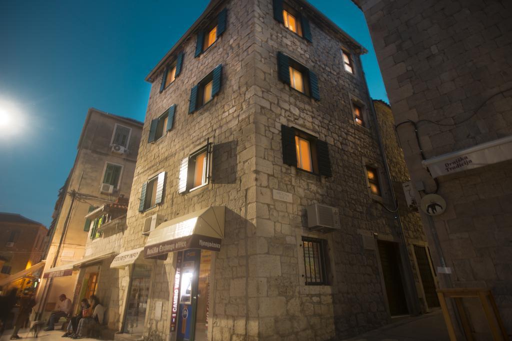 Tri Lava Luxury Living Ξενοδοχείο Σπλιτ Εξωτερικό φωτογραφία